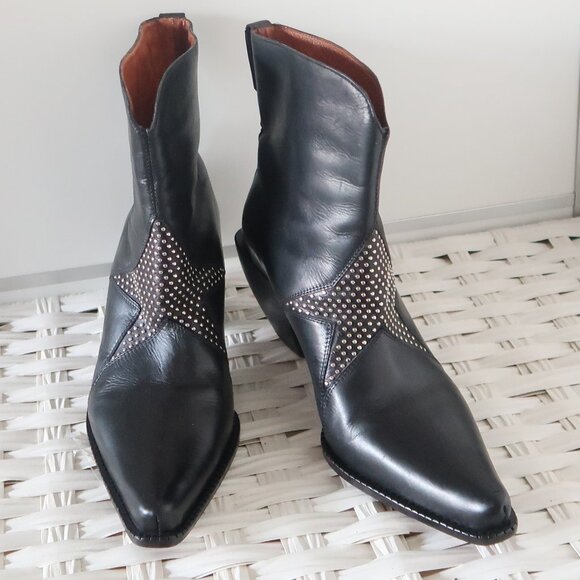 Donald J Pliner Black Leather Studded Western Ankle Boots Women’s - Picture 12 of 16